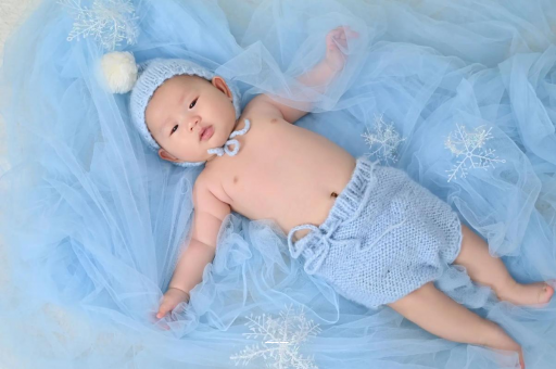 贺州孕妇三个月肚子多大